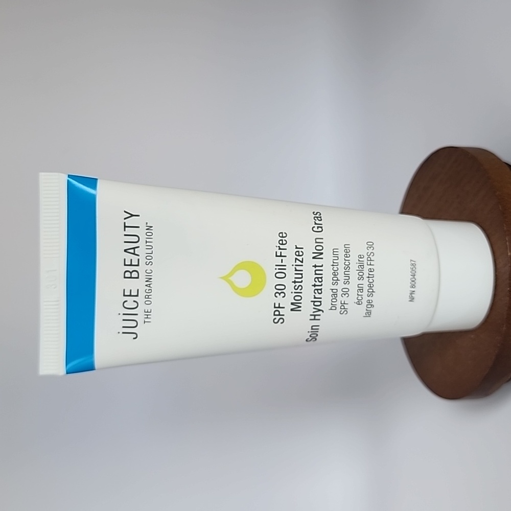 Juice Beauty SPF 30 Oil-Free Moisturizer